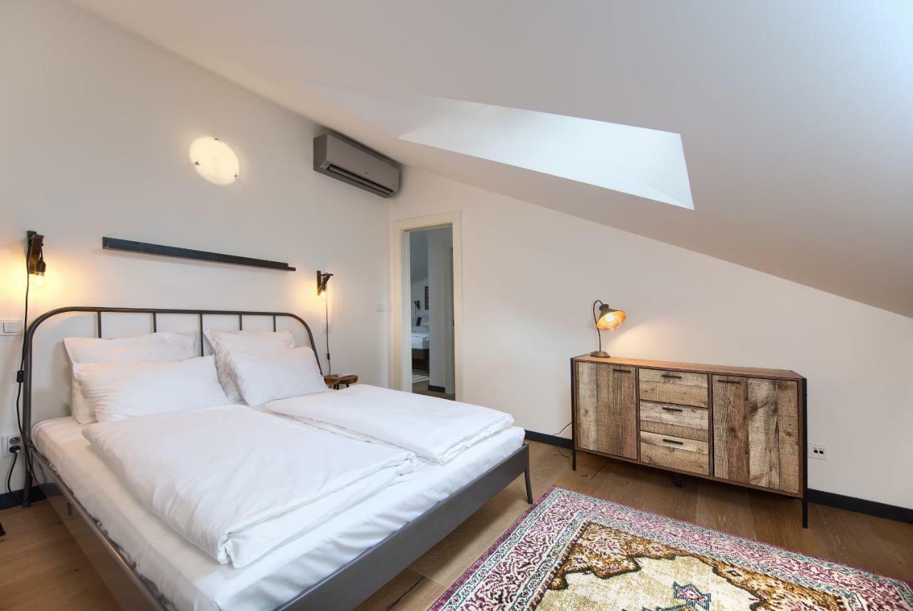 Kolkovna 5 Penthouse Lägenhet Prag Exteriör bild